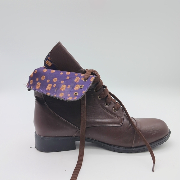 Hot Topic Disney Tangled "Lantern" Combat Boots Sz 10 - Picture 6 of 6